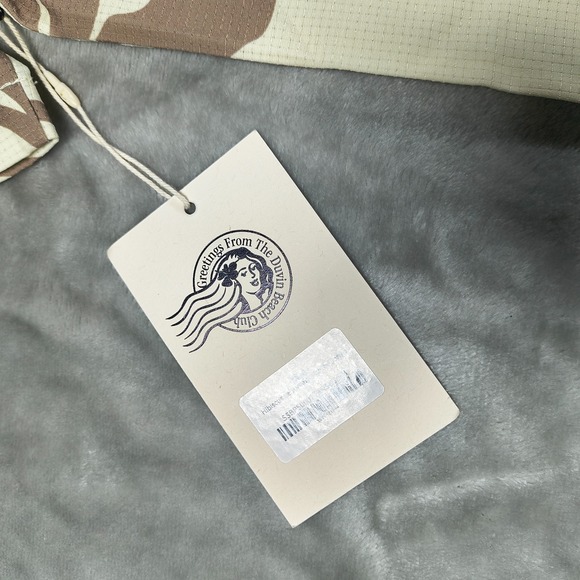 Duvin Hawaiian Shirt Mens Medium Brown Hibiscus Leisure Stretch Button Up New - Picture 9 of 10